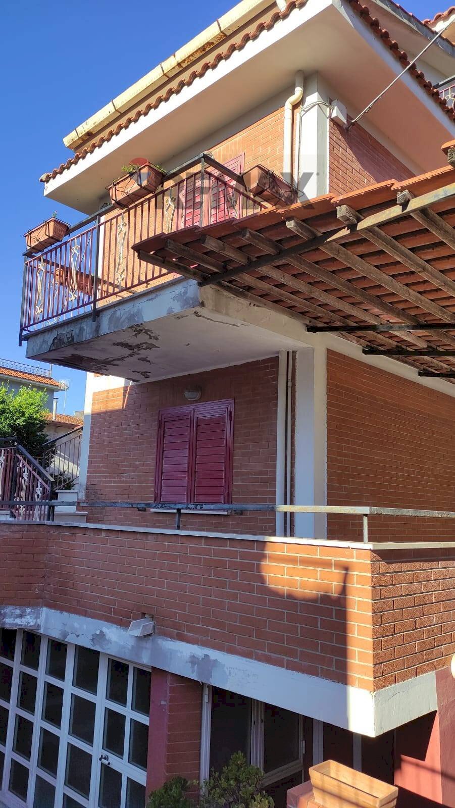 Edificio all\'aperto - Independent house Via degli Archi 19, Minturno - photo 1