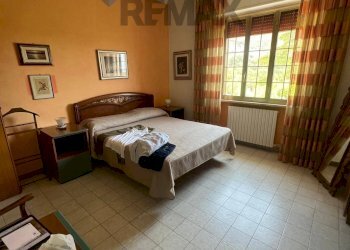 Camera / camera da letto - Semi-detached house via salita risi
3, Sant'Elia Fiumerapido - photo 8