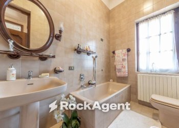 Bagno - Villa via E. H. Grieg, Saronno - photo 36
