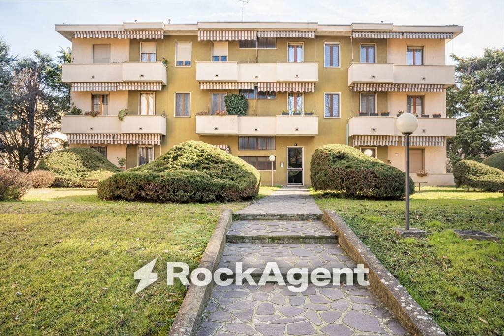 Facciata - Two-room apartment via Monte Baldo, 25, Vigevano - photo 2
