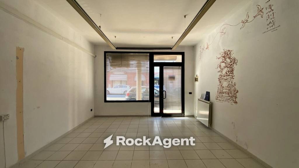 Interno non residenziale - Negozio Staffoli 22, PI, Santa Croce sull'Arno - foto 3