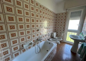Three-room apartment Via Tre Scalini, Rapallo - photo 15