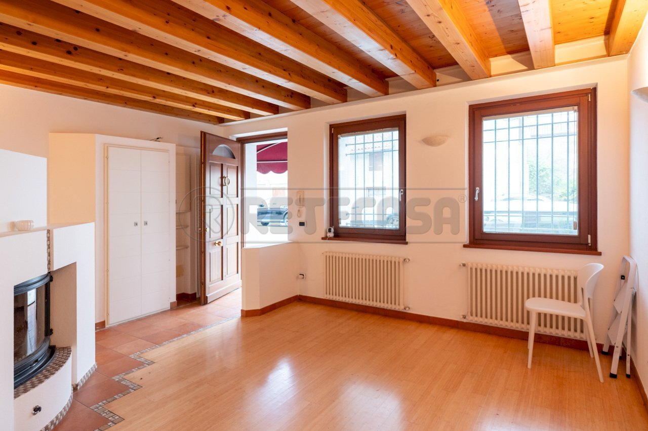 SOGGIORNO - Villa Via Memmo 2B, Palmanova - foto 2
