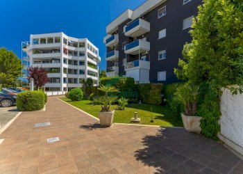 dettagli - Four-room apartment Viale Louis Pasteur 15A, Bari - photo 1