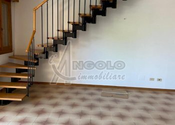 soggiorno - Three-room apartment Stienta - photo 1
