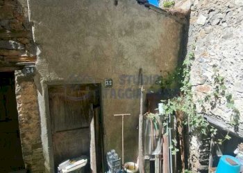 1 - Warehouse Via Montà, Montalto Carpasio - photo 2
