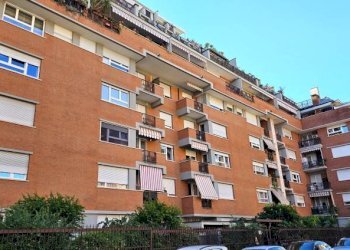 Appartamento Via Ilarione Petitti 2, Torino (zona San Salvario) - foto 1
