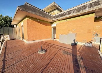 18 - Attic Via Umberto Maddalena 33, Guidonia Montecelio - photo 21