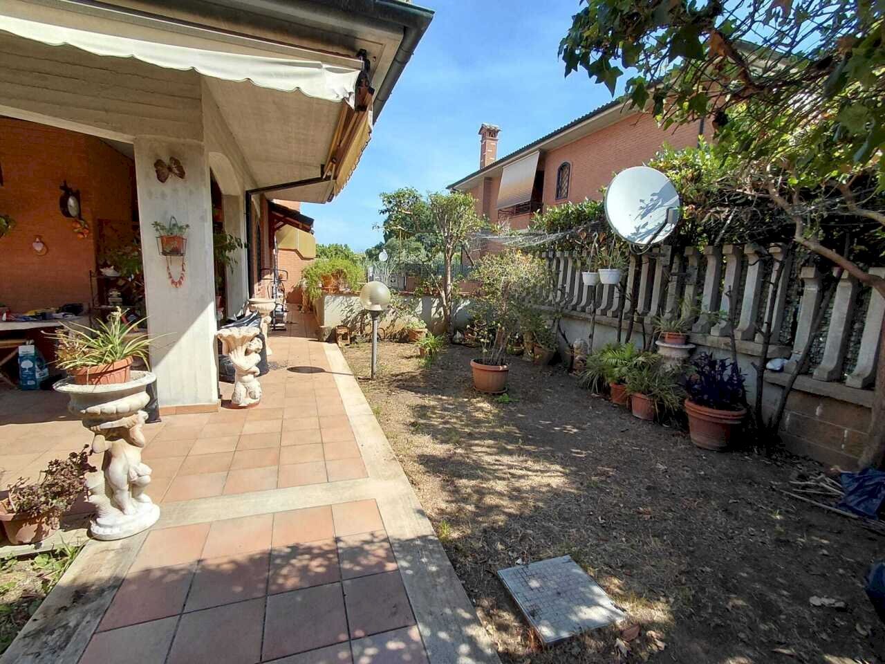 1 - Villa a Schiera Strada di Paterno 37H, Tivoli - foto 1