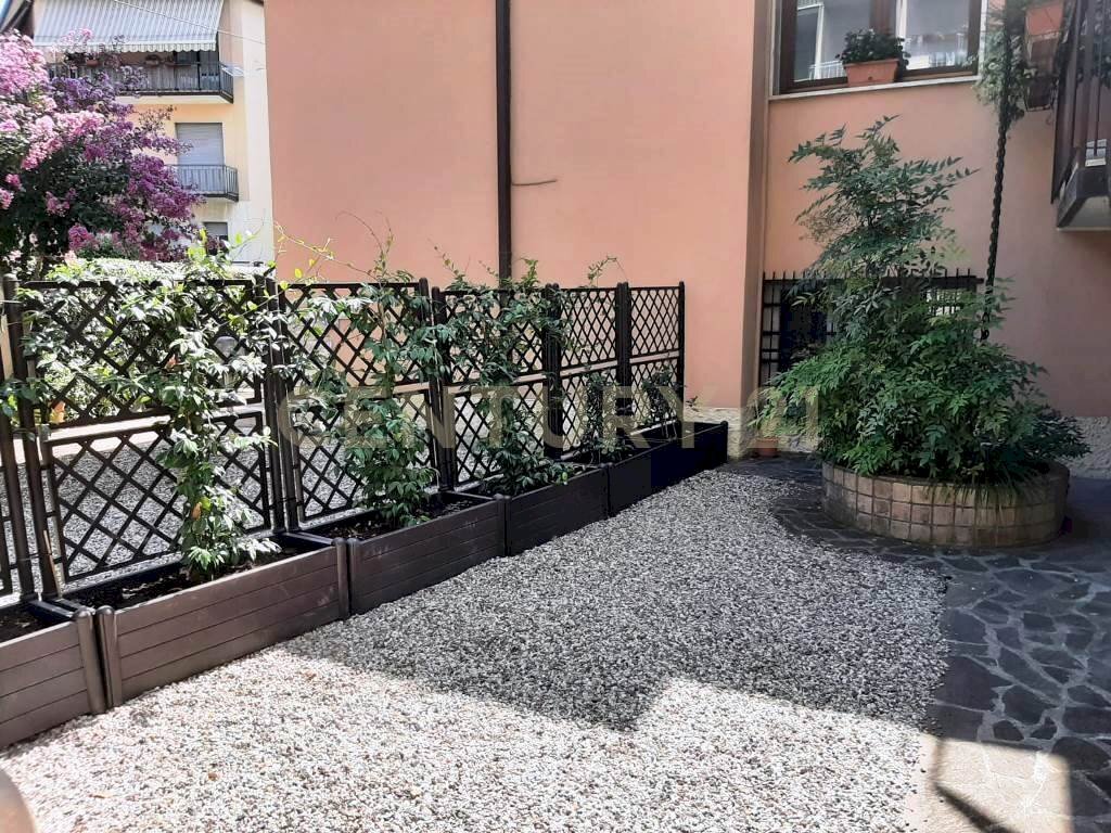 cortile - Portion of a house Via Giacomo Favretto, Verona (neighborhood Borgo Milano) - photo 1