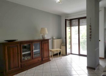 Zona giorno - Two-room apartment Via Cinque Giornate 2, Cernobbio - photo 5