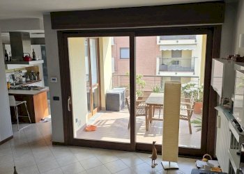 Zona giorno - Three-room apartment Via Ada Negri 23, Carugo - photo 7