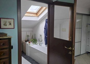 Bagno - Three-room apartment Via Ada Negri 23, Carugo - photo 12
