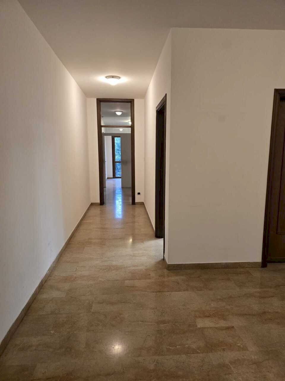 Interni appartamento - Three-room apartment Via Giacomo Leopardi 16, Erba - photo 3