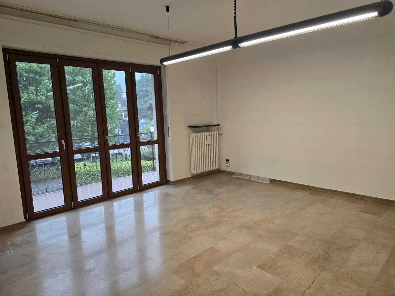 Interni appartamento - Three-room apartment Via Giacomo Leopardi 16, Erba - photo 3
