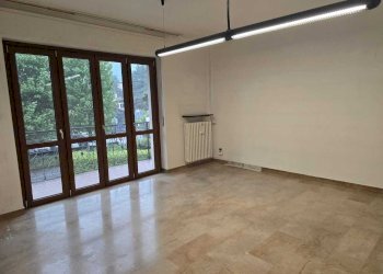 Interni appartamento - Three-room apartment Via Giacomo Leopardi 16, Erba - photo 4
