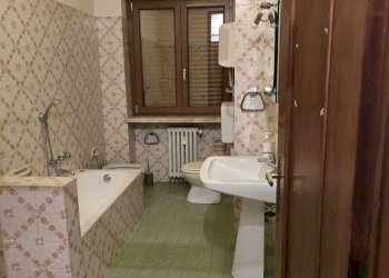 Bagno - Three-room apartment Via Giacomo Leopardi 16, Erba - photo 12