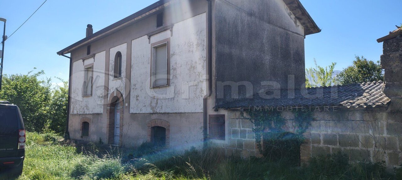 10.jpg - Villa Via Sferracavallo snc, San Martino Valle Caudina - foto 1