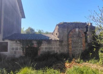 9.jpeg - Villa Via Sferracavallo snc, San Martino Valle Caudina - photo 3