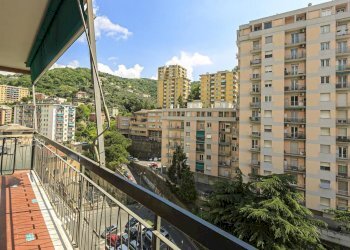 BALCONE E VISTA (2) - Appartamento Via Piero Pinetti 66 B, Genova (zona Marassi) - foto 1