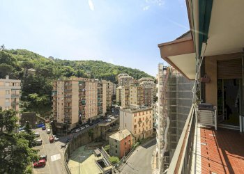 BALCONE E VISTA (3) - Appartamento Via Piero Pinetti 66 B, Genova (zona Marassi) - foto 3