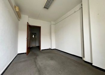 Stanza - Ufficio Via Cesare Battisti, Chiavari - foto 2