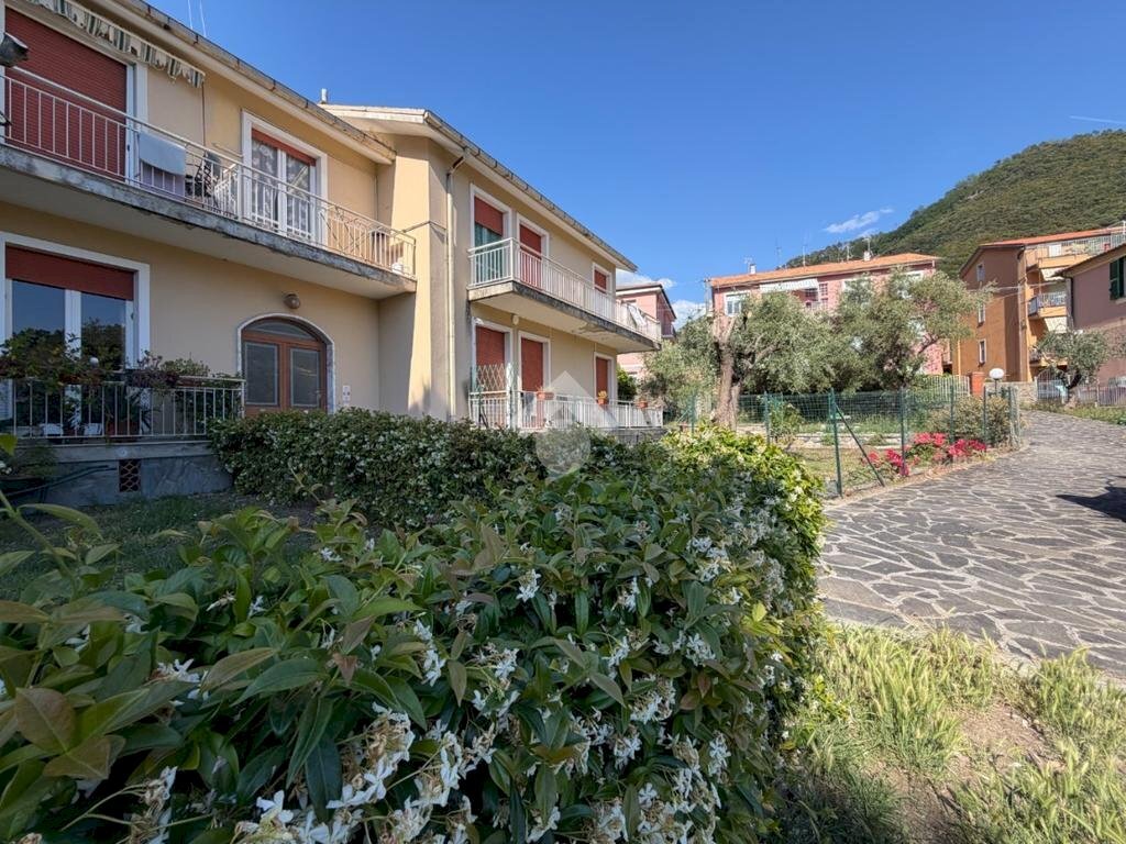 Four-room apartment Via della Libertà, Deiva Marina - photo 1
