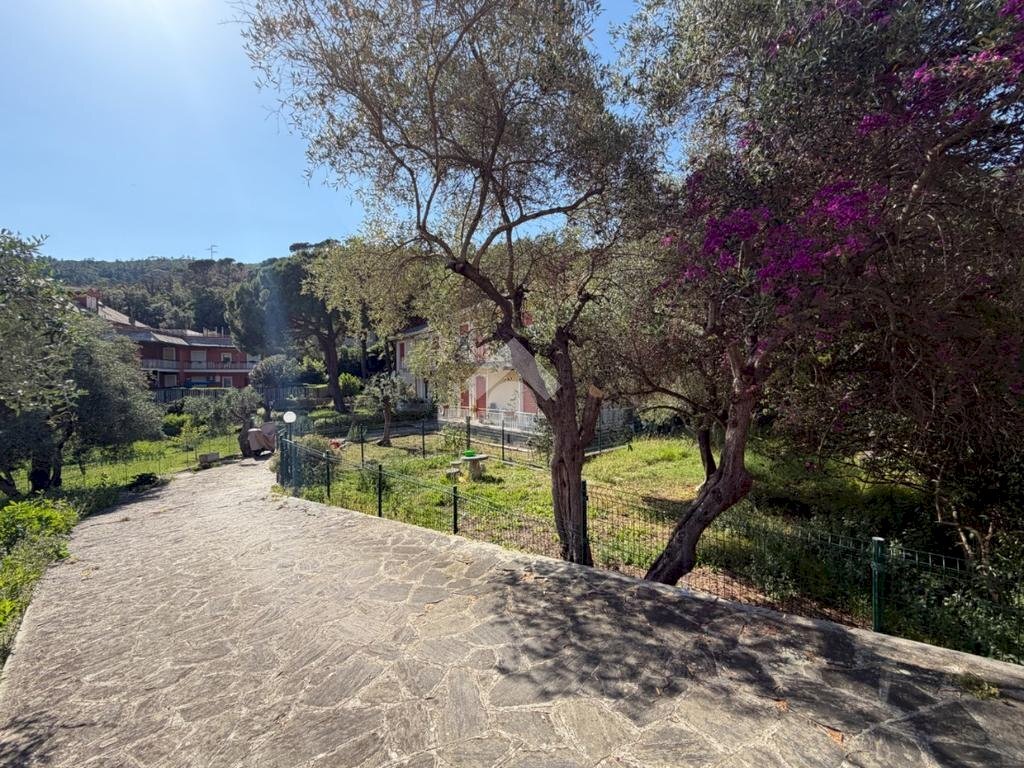 Four-room apartment Via della Libertà, Deiva Marina - photo 2