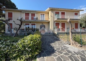 Four-room apartment Via della Libertà, Deiva Marina - photo 4