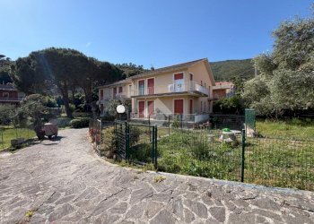 Four-room apartment Via della Libertà, Deiva Marina - photo 5