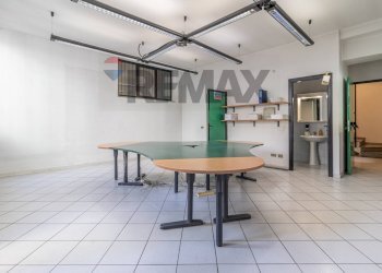 Stable - Palace Via Rosselli, 1 
 Biella, Biella - photo 7