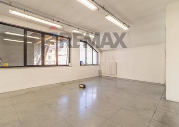 Stable - Palace Via Rosselli, 1 
 Biella, Biella - photo 25