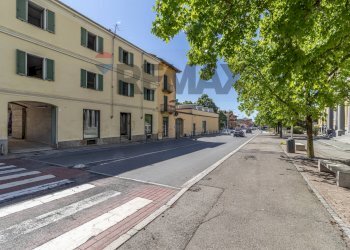 Stable - Palace Via Rosselli, 1 
 Biella, Biella - photo 32