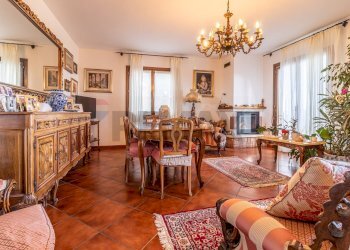 Casa indipendente regione tancallo, 51
Sant'Eurosia, Pralungo - foto 2