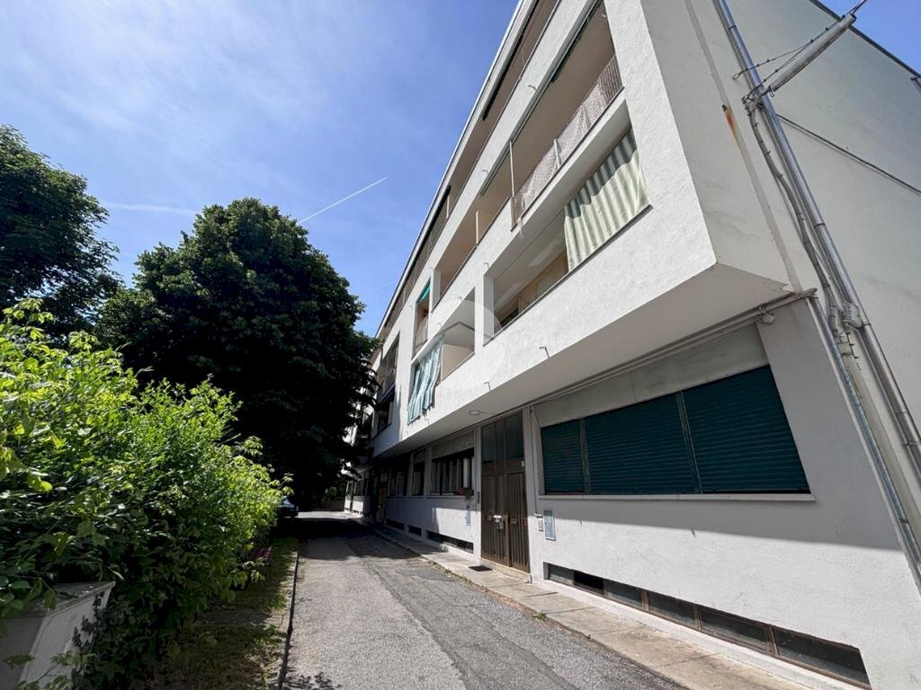 Three-room apartment Via Don Minzoni, Ivrea - photo 1