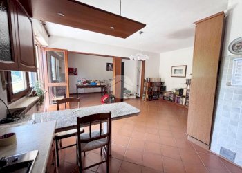 Three-room apartment Via Don Minzoni, Ivrea - photo 2