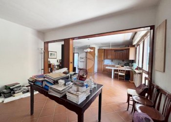 Three-room apartment Via Don Minzoni, Ivrea - photo 4