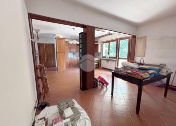 Three-room apartment Via Don Minzoni, Ivrea - photo 5