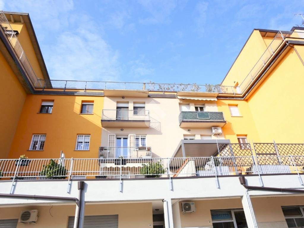 Apartment Via Roma, Calderara di Reno - photo 1