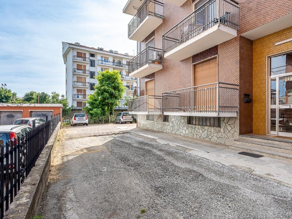 Quadrilocale Via Giuseppe di Vittorio, Robassomero - foto 1