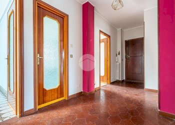 Four-room apartment Via Giuseppe di Vittorio, Robassomero - photo 18
