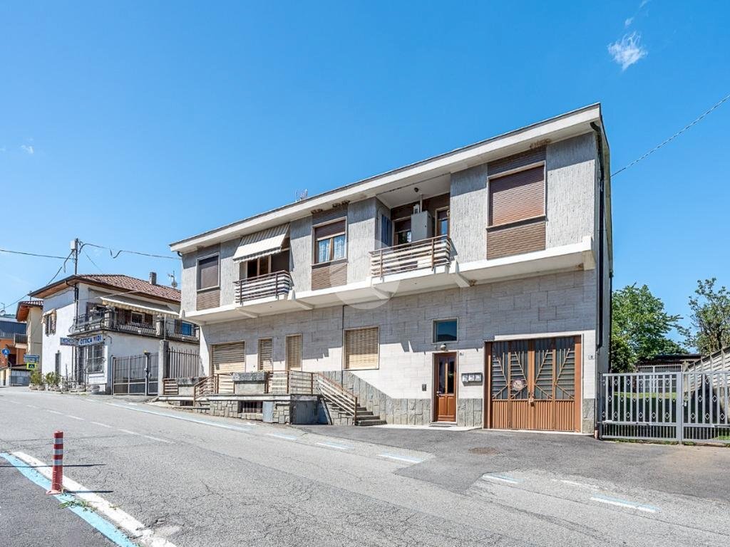 Four-room apartment Via Roma, Fiano - photo 1