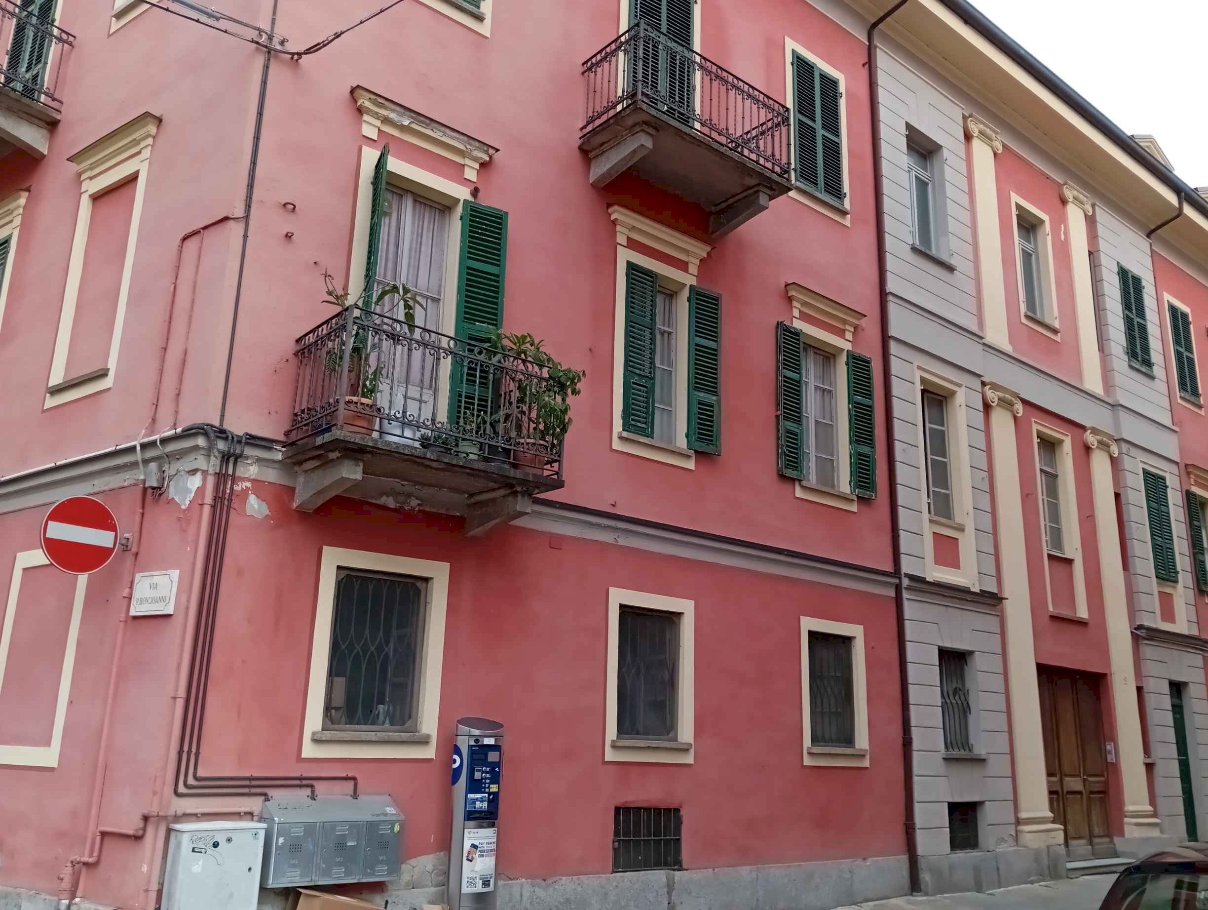 Appartamento via Alba, Cuneo - foto 1