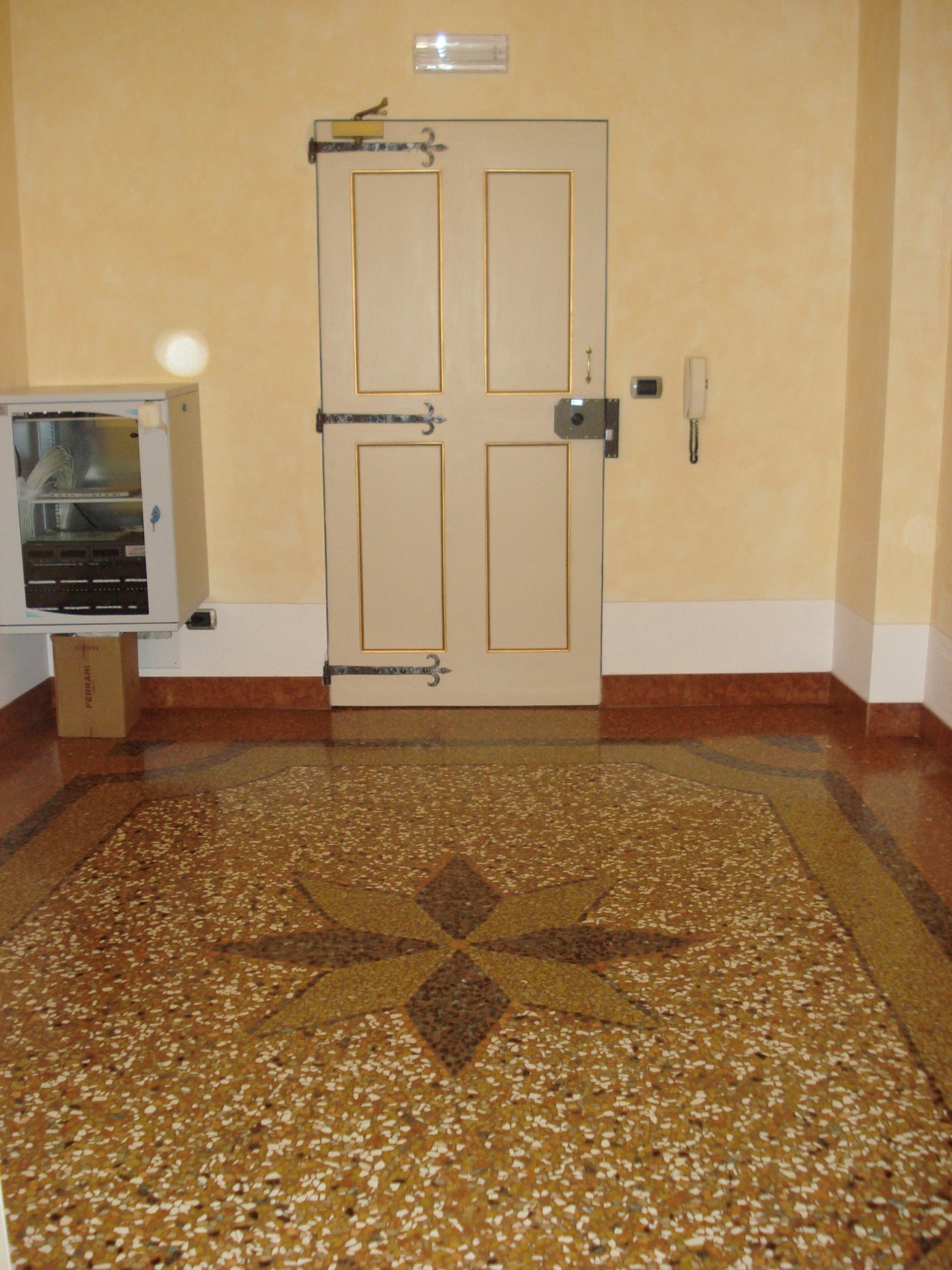 Office piazza Galileo Galilei, 4, Bologna (neighborhood Centro Storico) - photo 3