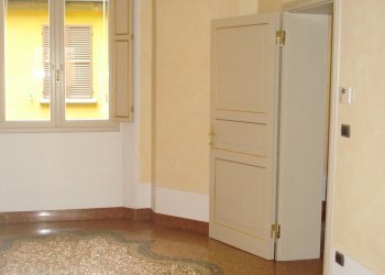 Office piazza Galileo Galilei, 4, Bologna (neighborhood Centro Storico) - photo 8