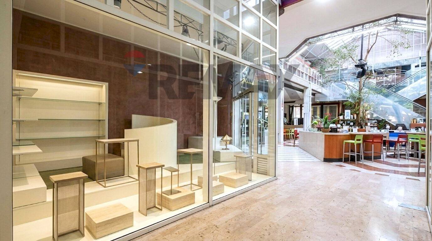 Commercial Premises via g. mazzini, 30
Crema, Crema - photo 3