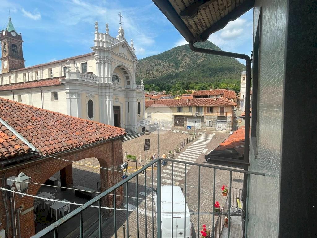 Three-room apartment Via Roma, Piossasco - photo 1