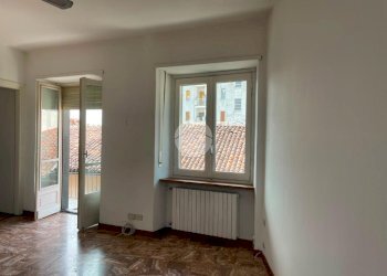 Three-room apartment Via Roma, Piossasco - photo 9