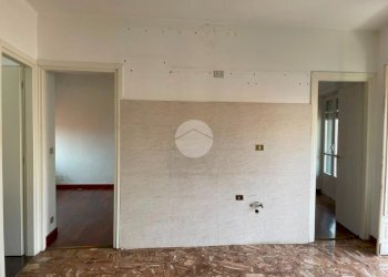 Three-room apartment Via Roma, Piossasco - photo 11