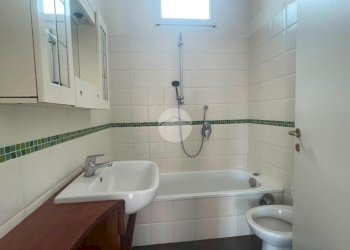 Three-room apartment Via Roma, Piossasco - photo 25